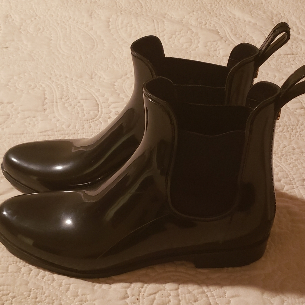 Black Rain Booties